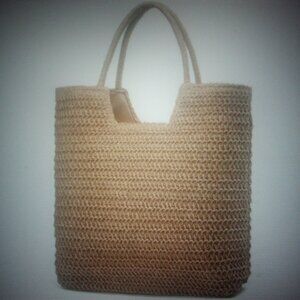straw tote bag